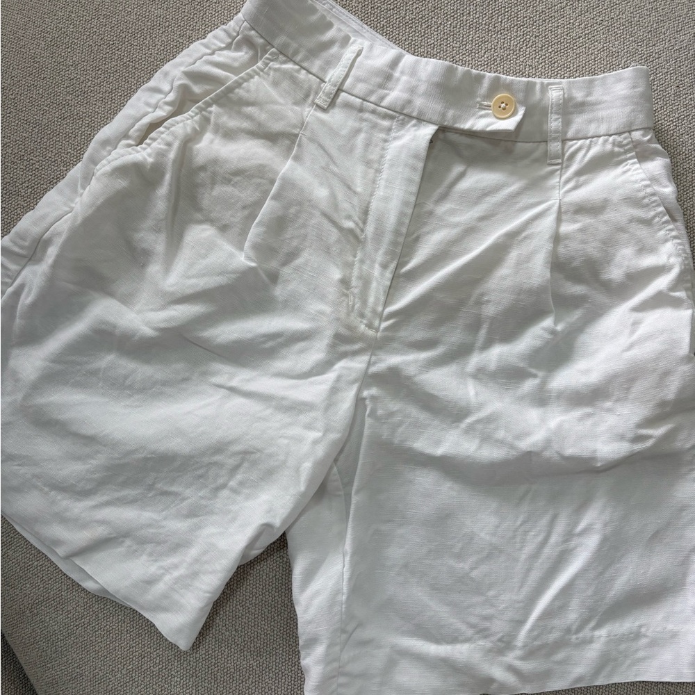Aritzia Wilfred Ivory Linen Bermuda Shorts
